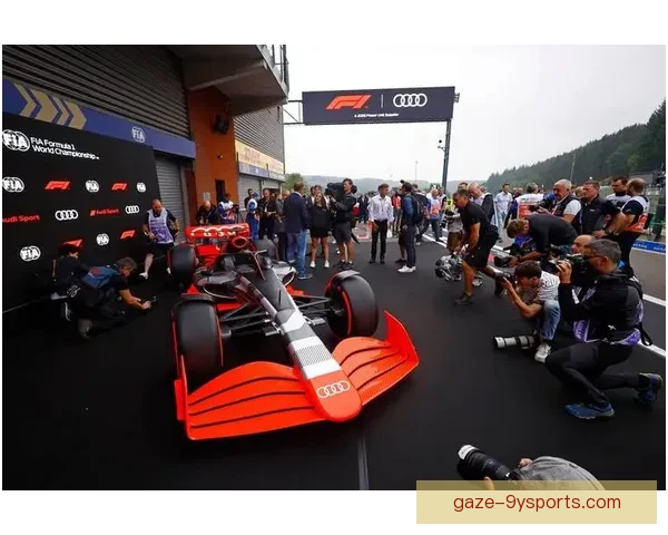 F1新赛季揭幕战风云再起豪门车队激烈角逐冠军宝座之争白热化升