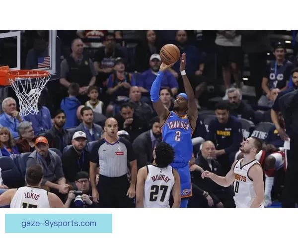 NBA季后赛格局突变多队激烈争夺球星表现引发热议联盟风云再起